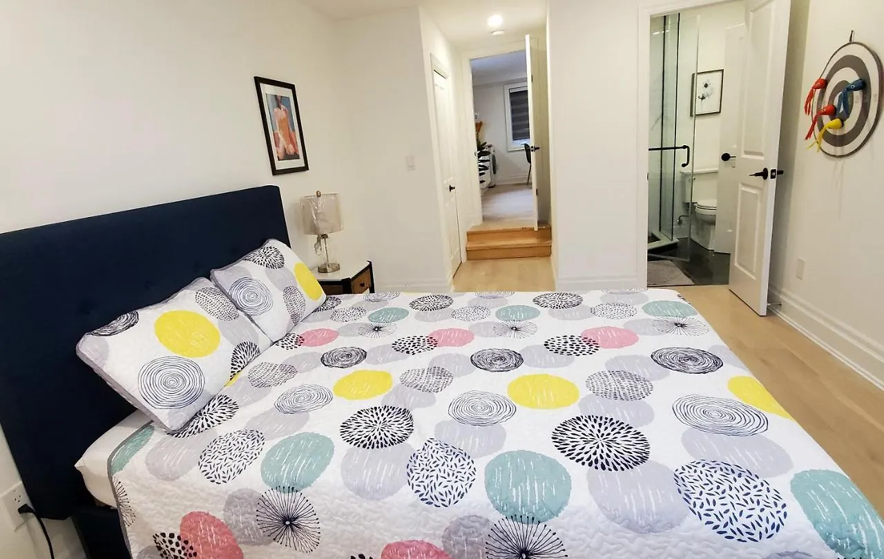 Private Room With Garden, 25 Min To Downtown Торонто Канада